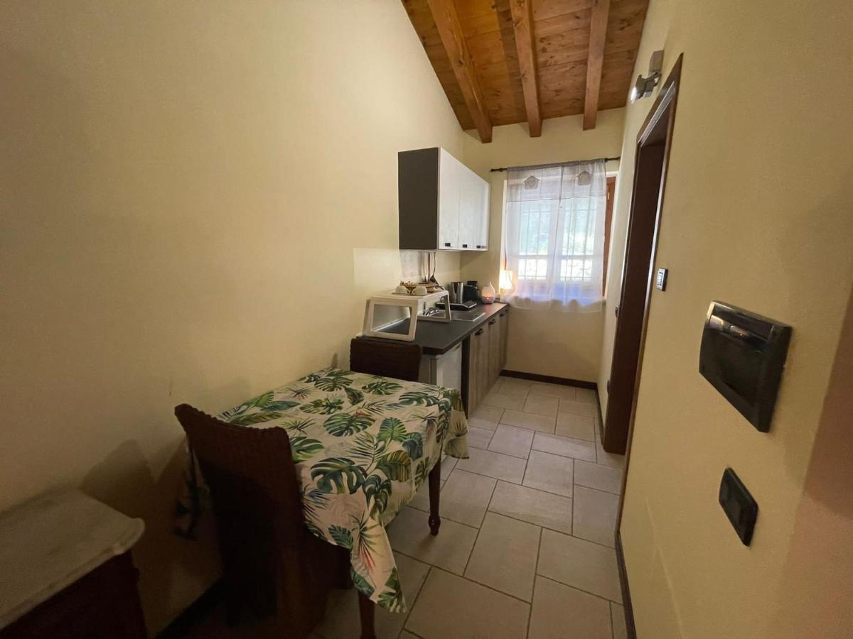 La Fiocchina - Magic Place - Apartments & Studios In Garda Lake - Countryside Farmhouse, Inside The Middle Of The Lake Salò Exteriér fotografie