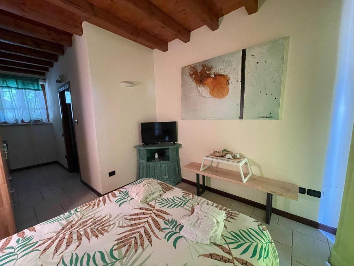 La Fiocchina - Magic Place - Apartments & Studios In Garda Lake - Countryside Farmhouse, Inside The Middle Of The Lake Salò Exteriér fotografie