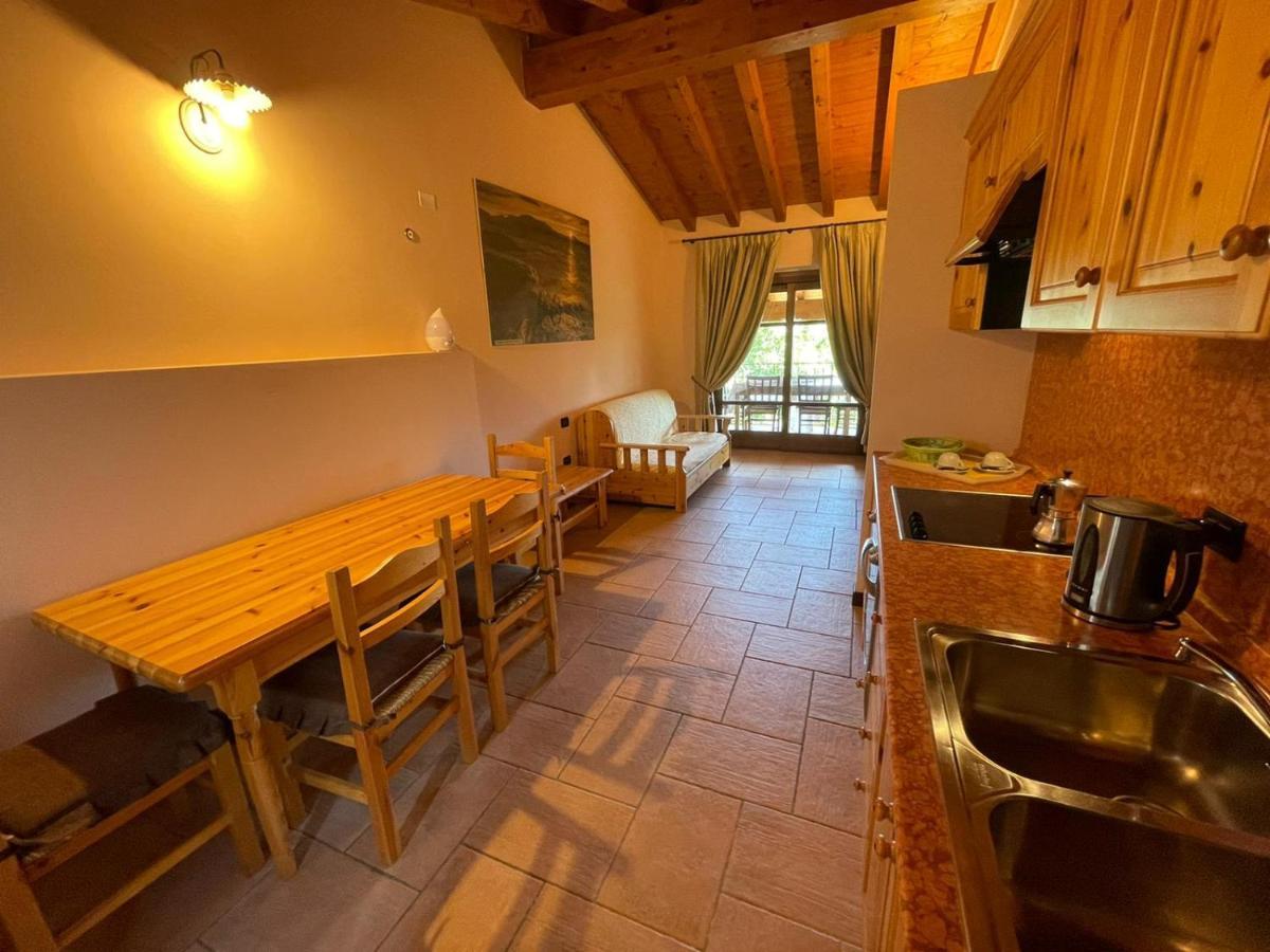 La Fiocchina - Magic Place - Apartments & Studios In Garda Lake - Countryside Farmhouse, Inside The Middle Of The Lake Salò Exteriér fotografie